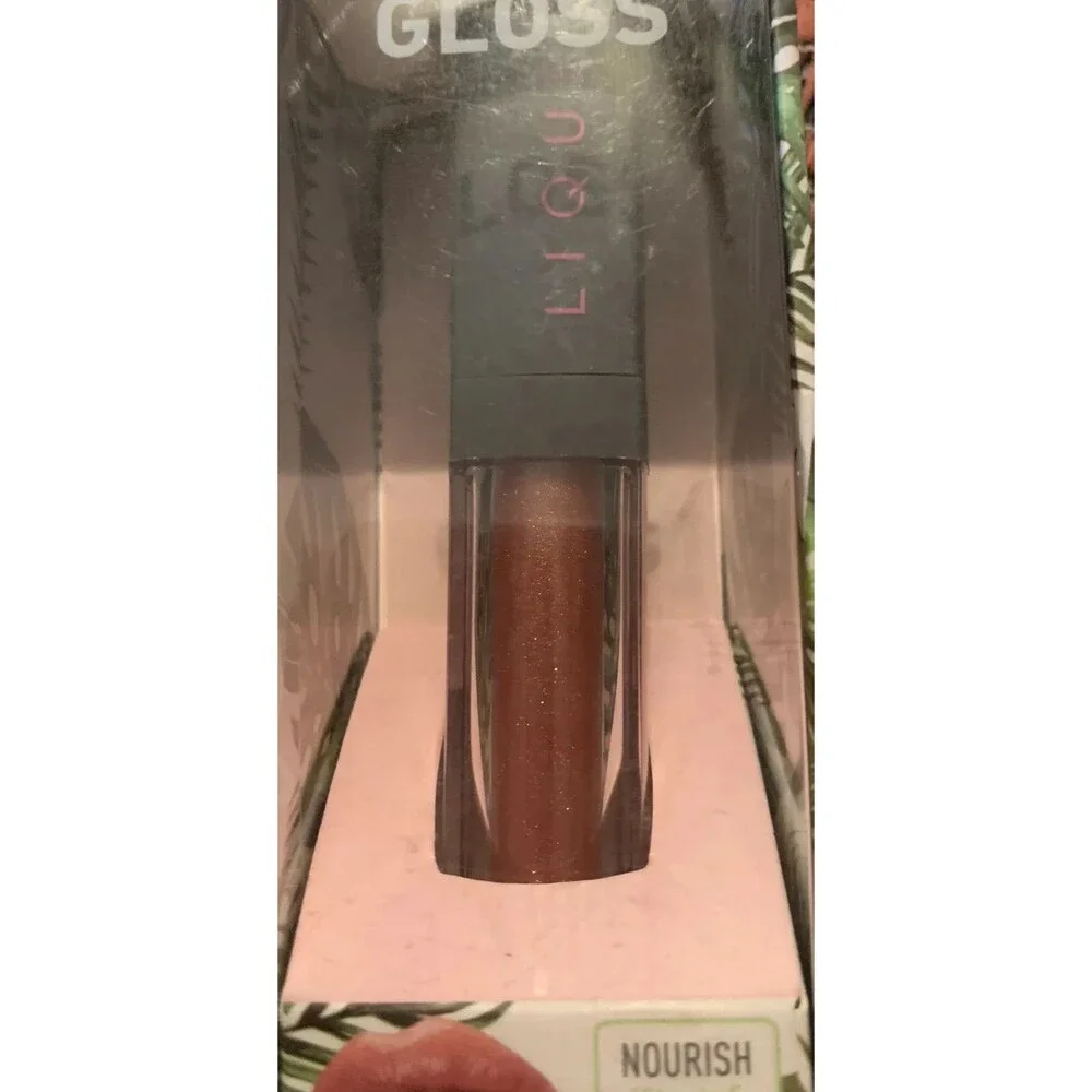 LIQUE Lip Care Lip Gloss Hi Roller. ￼